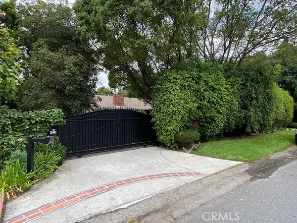 $7,300 | 4629 Forman Avenue, Toluca Lake, CA 91602