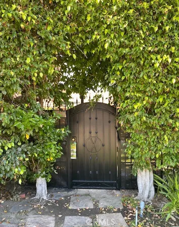 $7,300 | 4629 Forman Avenue, Toluca Lake, CA 91602