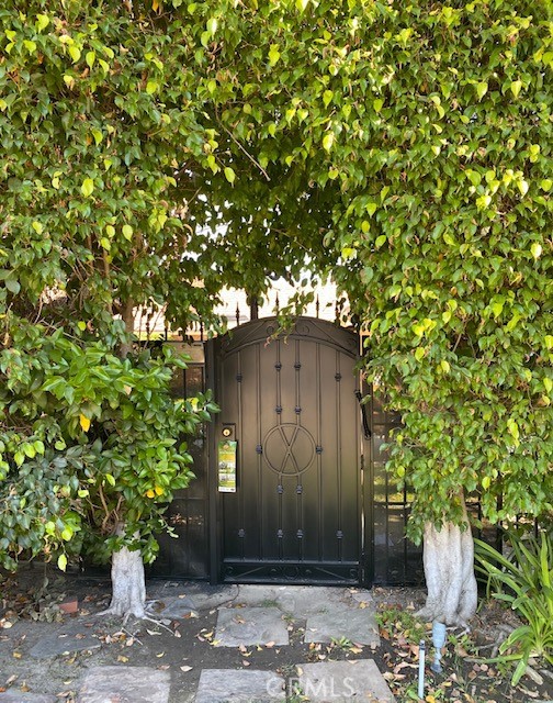 4629 Forman Avenue Toluca Lake, CA 91602 - Photo 5 of 25