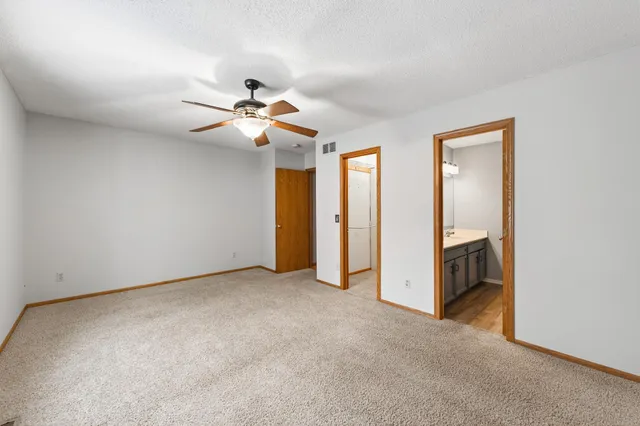 $439,900 | 4993 Credit River Drive, Savage, MN 55378