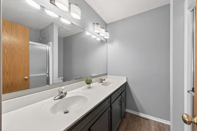 $439,900 | 4993 Credit River Drive, Savage, MN 55378