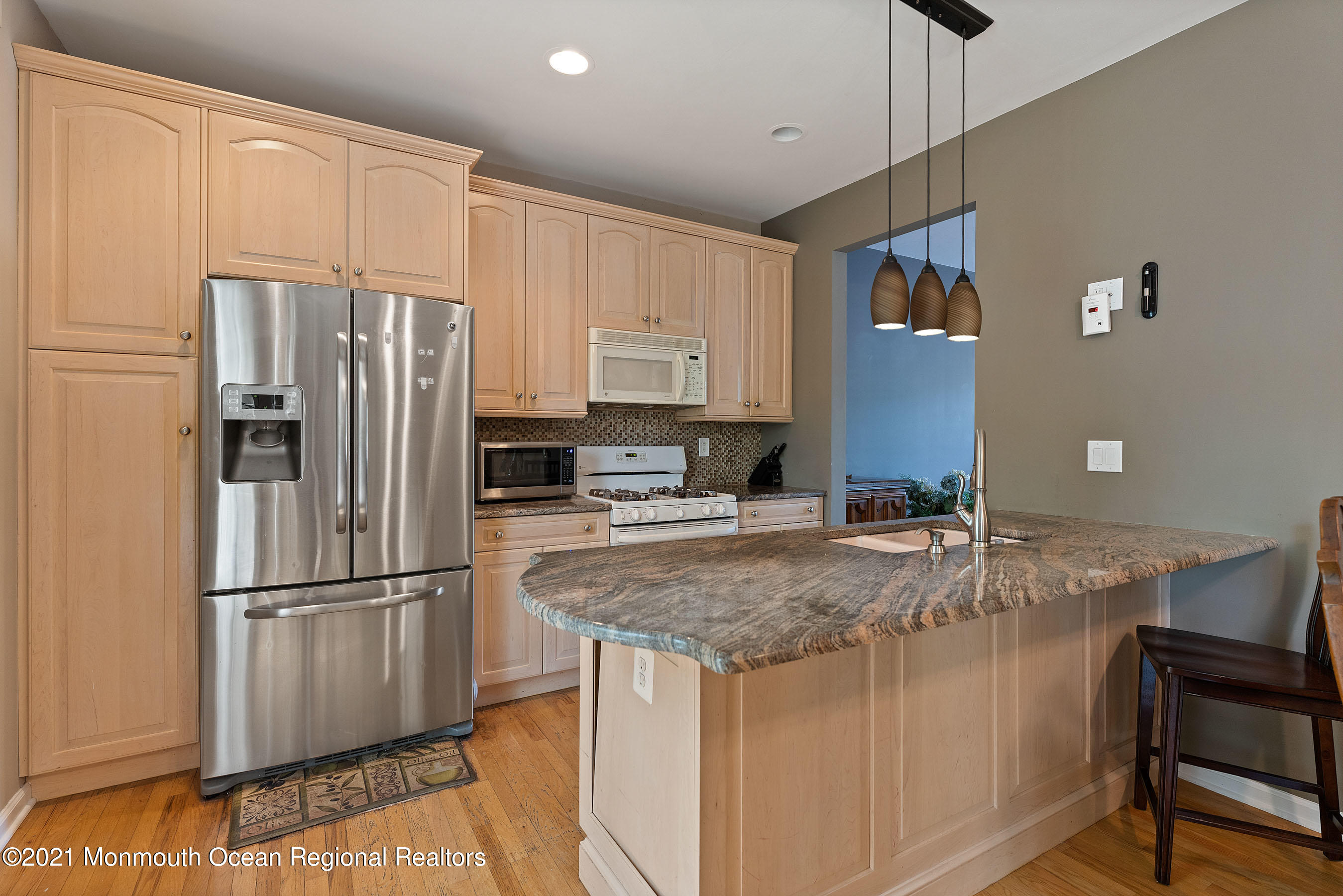 2 Mariners Bend Brielle, NJ 08730 - Photo 14 of 25 Kitchen1 lights 2
