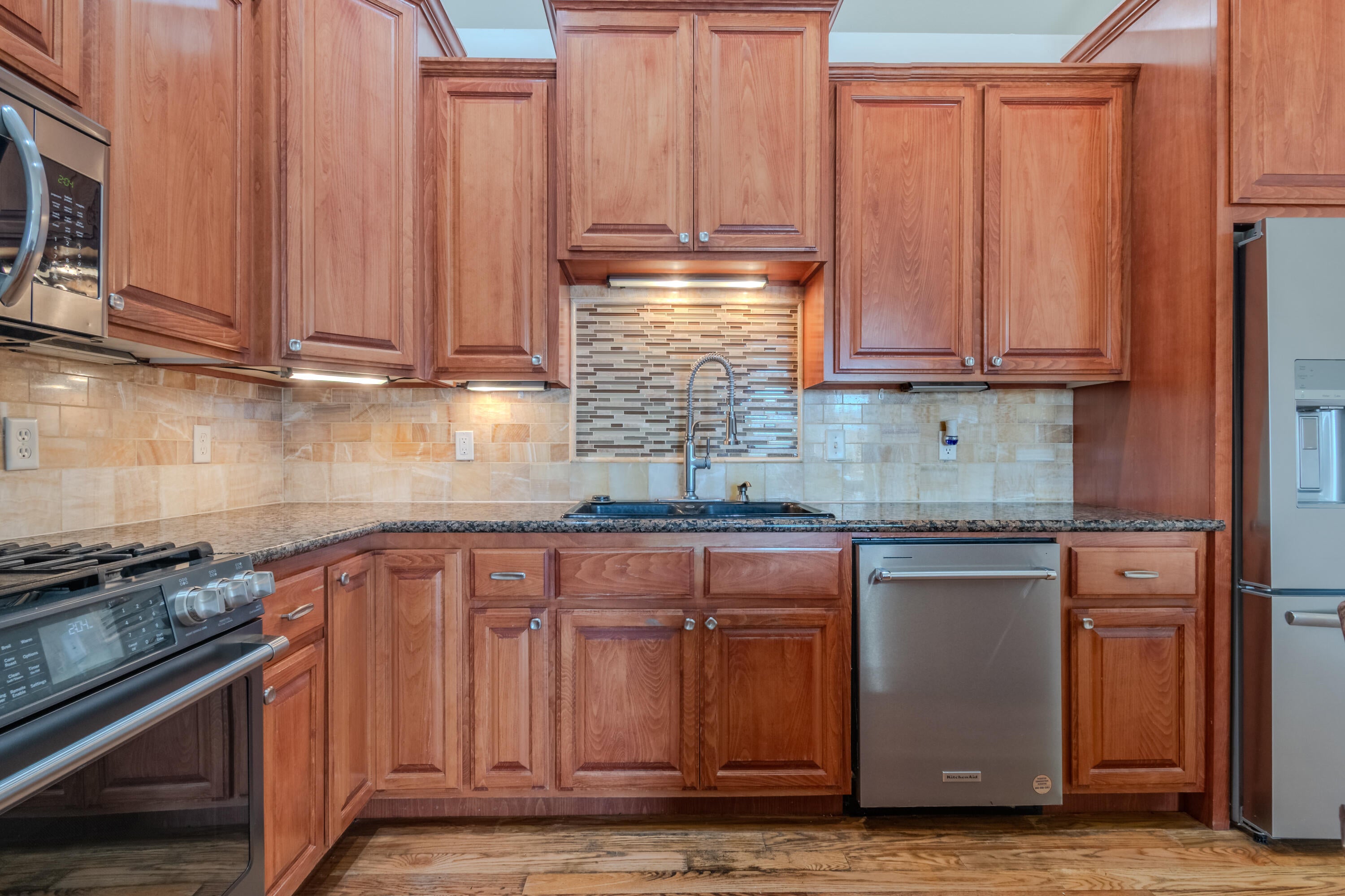 584 Barton Road Eagle Point, OR 97524 - Photo 12 of 30 01-17