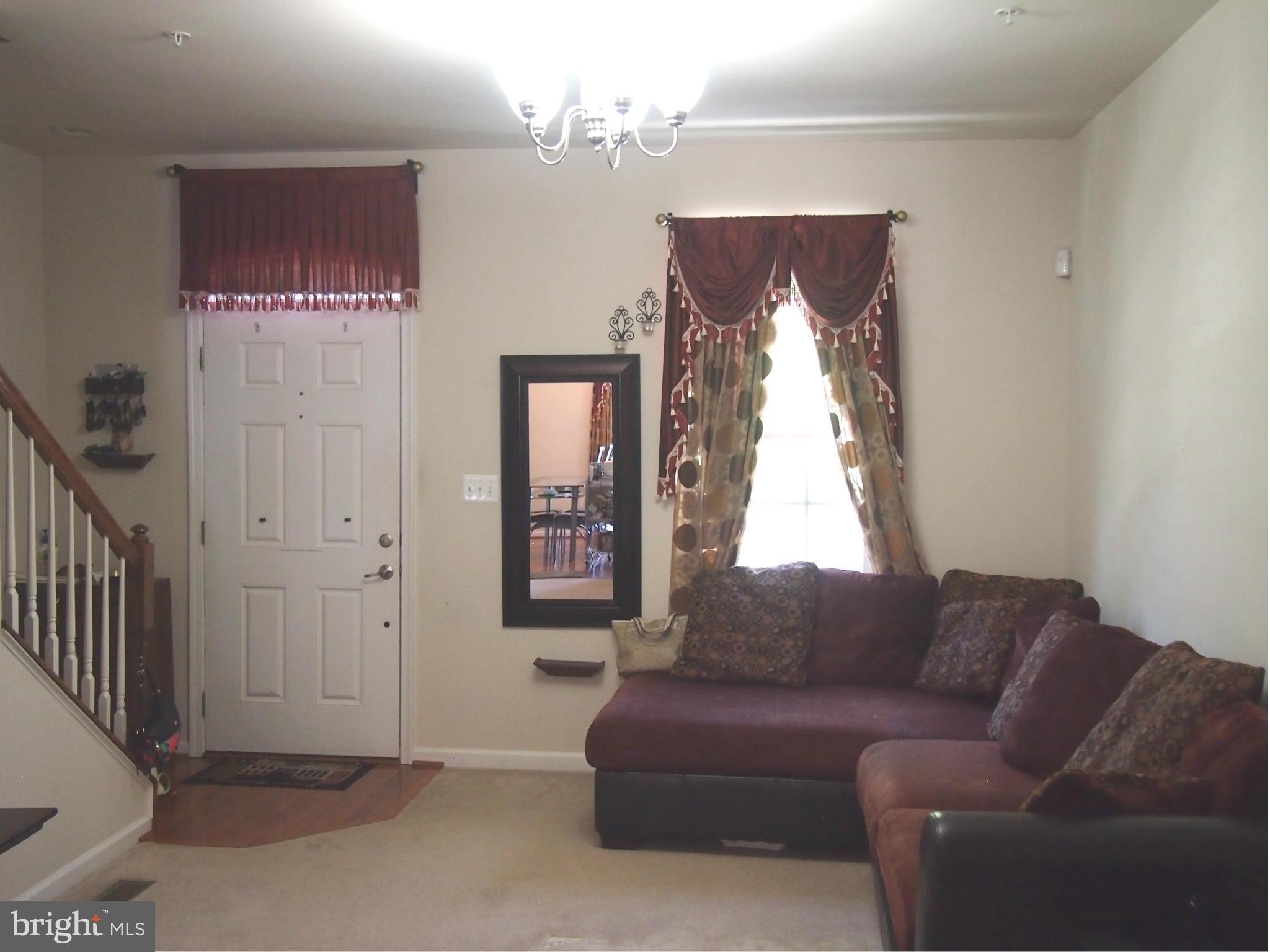 7208 Abbey Road Elkridge, MD 21075 - Photo 9 of 19 Entertain here