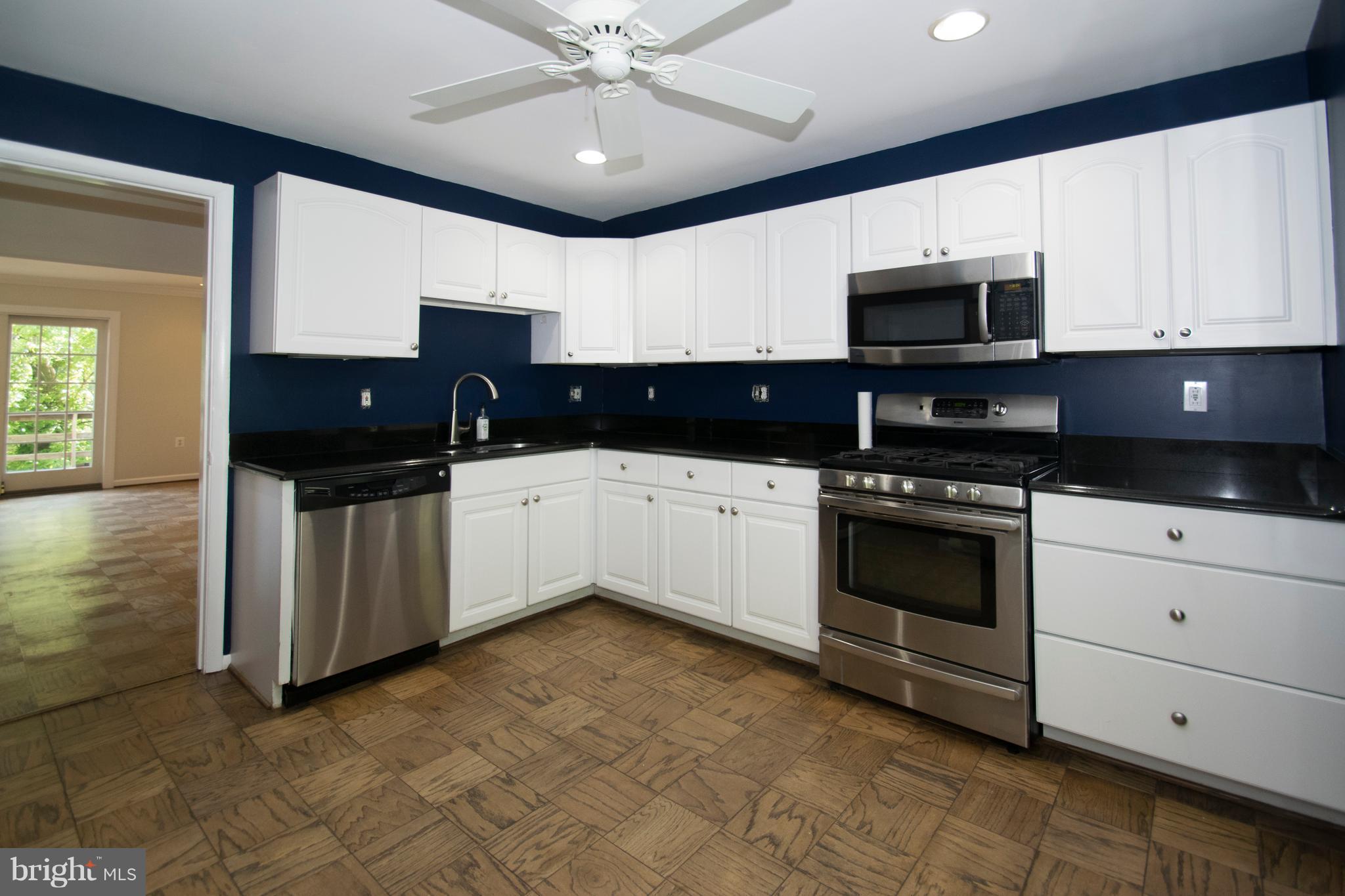 1993 Greenberry Road Baltimore, MD 21209 - Photo 2 of 29 Kitchen