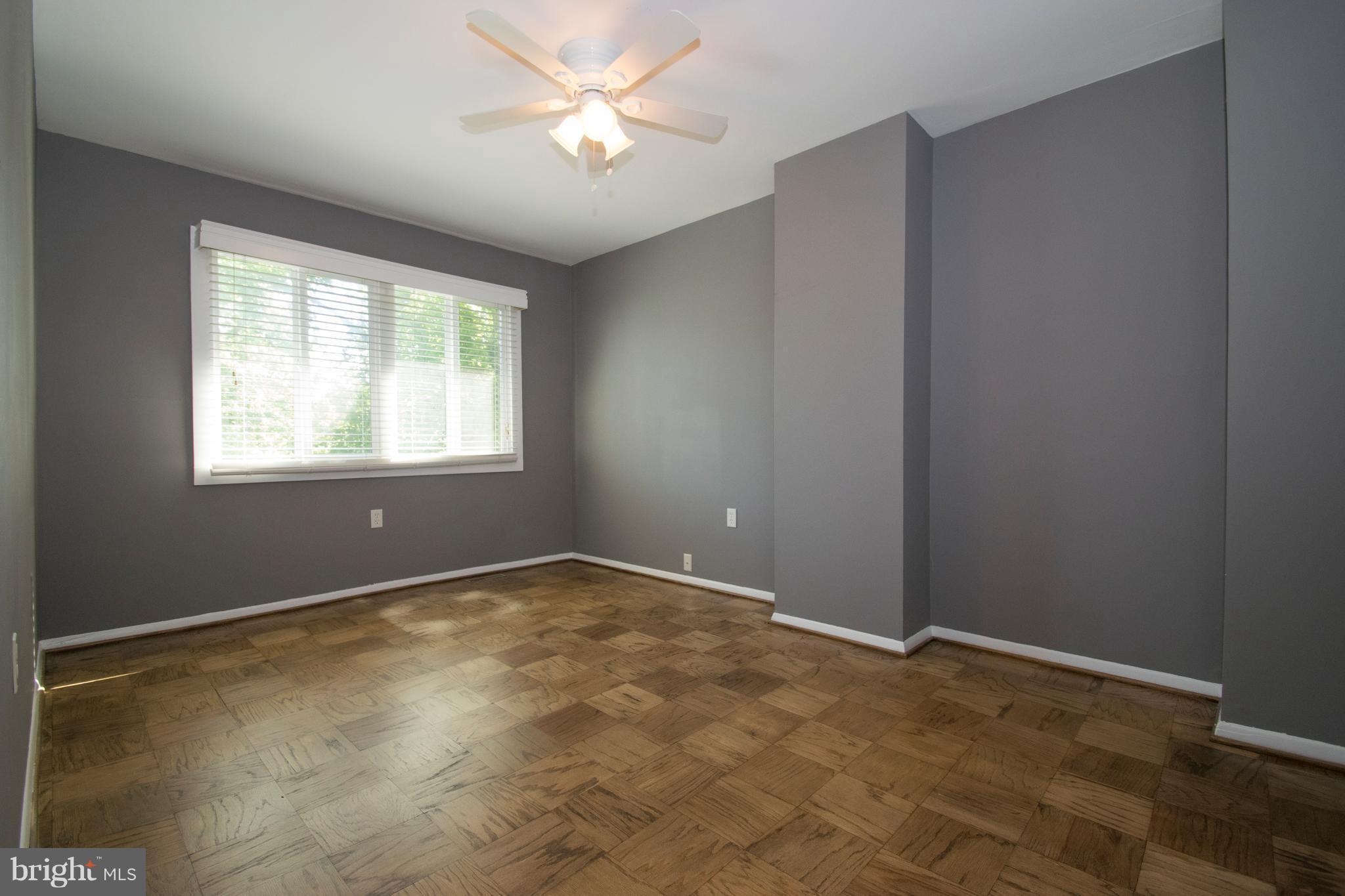 1993 Greenberry Road Baltimore, MD 21209 - Photo 15 of 29 Bedroom