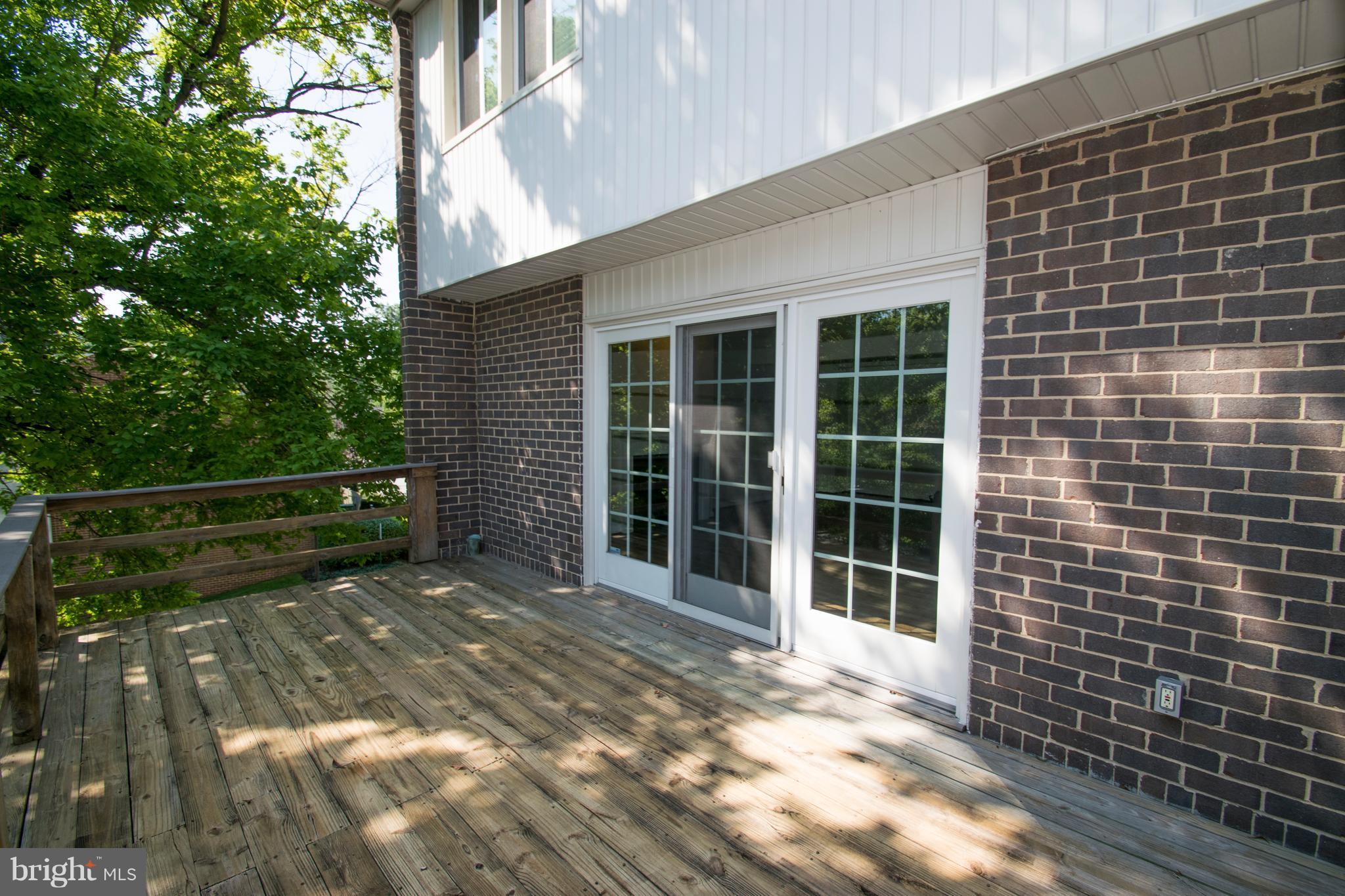 1993 Greenberry Road Baltimore, MD 21209 - Photo 23 of 29 Exterior (Rear)