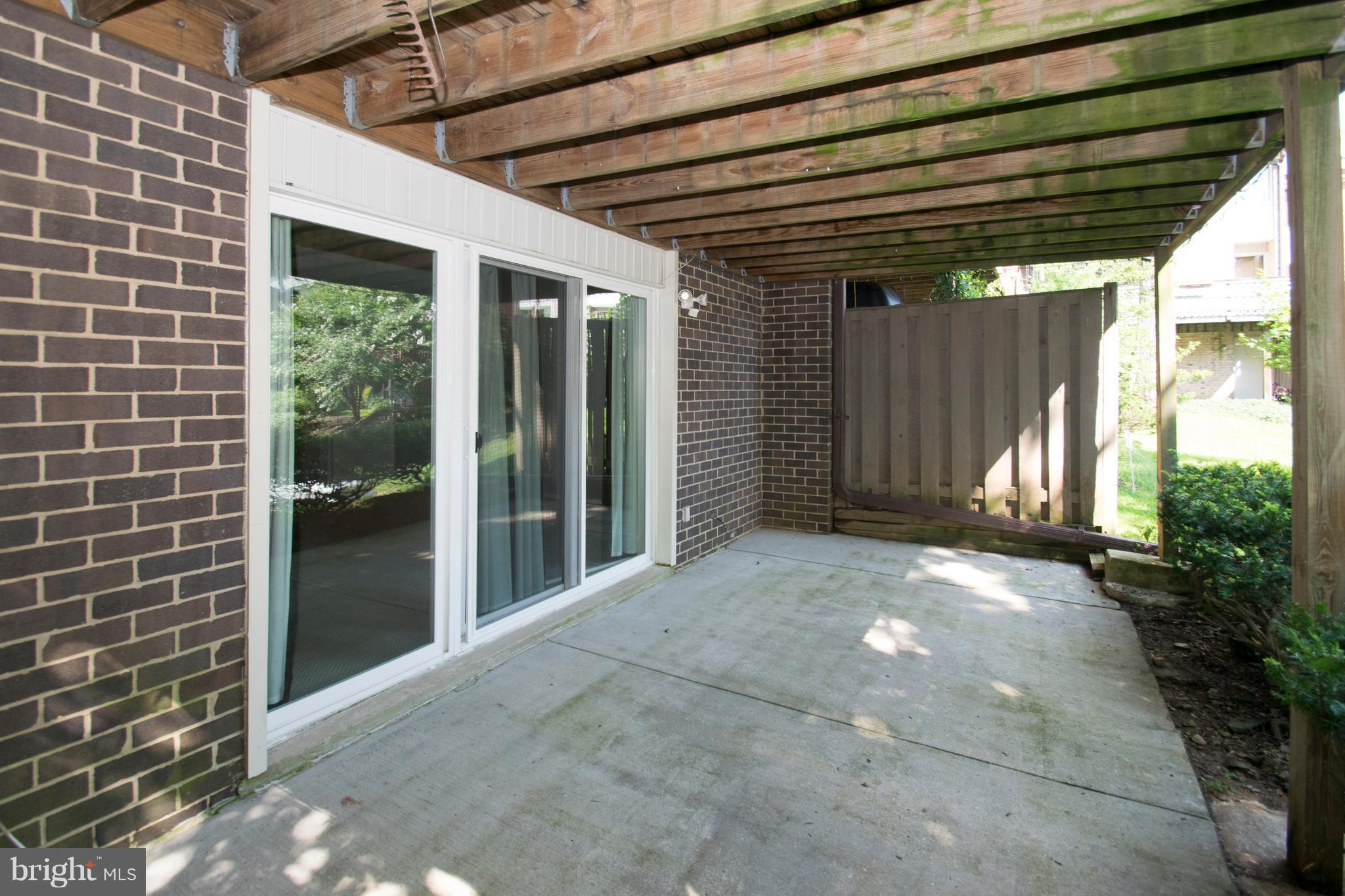 1993 Greenberry Road Baltimore, MD 21209 - Photo 24 of 29 Exterior (Rear)
