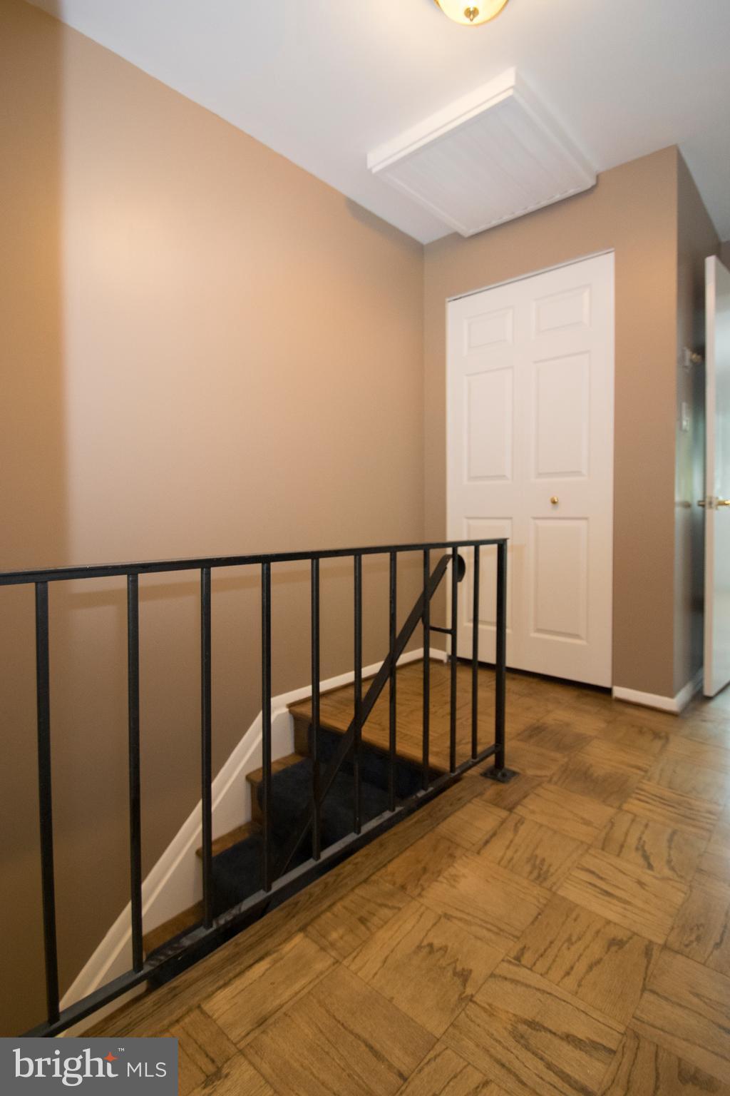 1993 Greenberry Road Baltimore, MD 21209 - Photo 8 of 29 Interior (General)