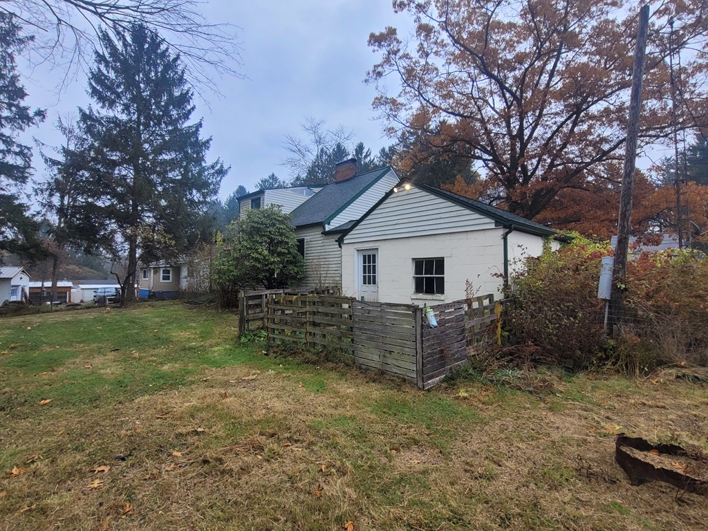 1322 Grandview Road Oil City, PA 16301 - Photo 4 of 27