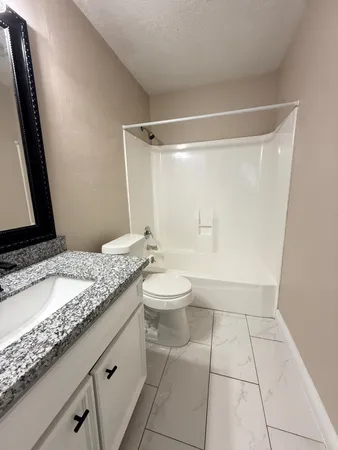 $2,000 | 22610 Smokey Hill Drive, Unit A, Katy, TX 77450