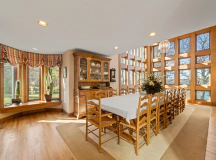 $10,995,000 | W2908 Walcowis Drive, Linn, WI 53147