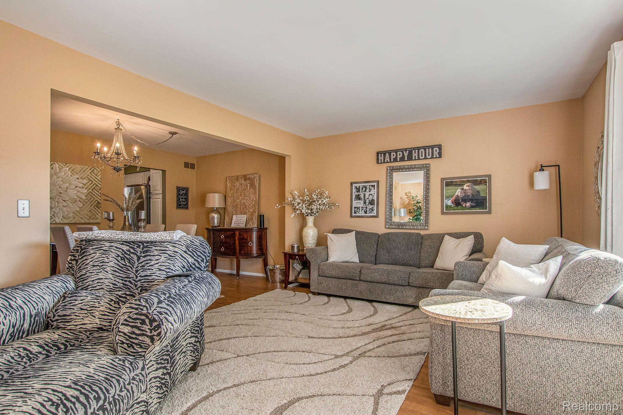 3908 Old Creek Road Troy, MI 48084 - Photo 4 of 12 Gallery Image 4