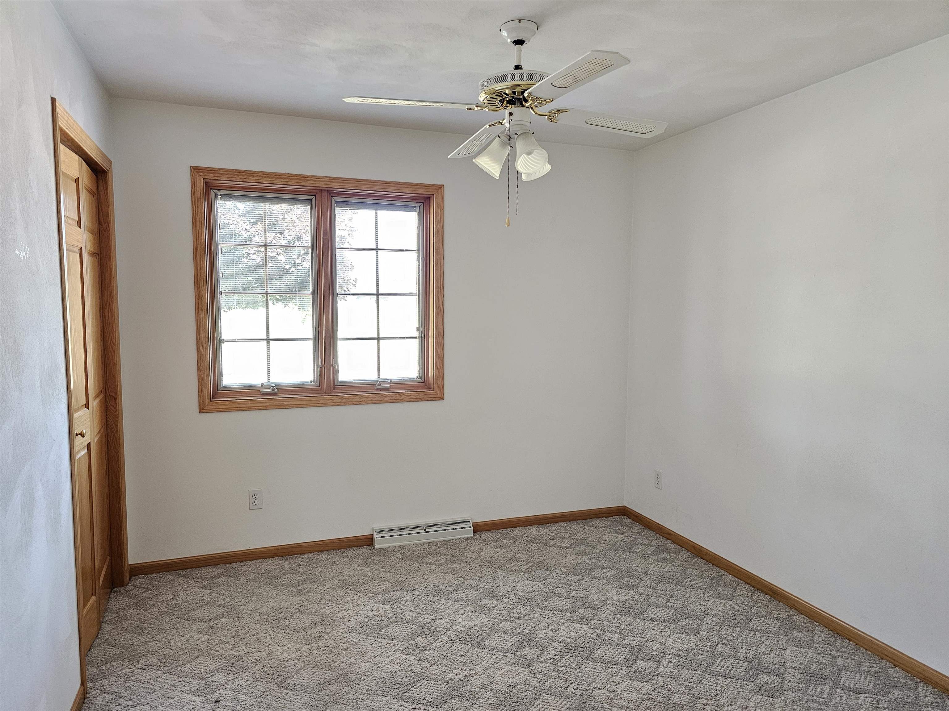 1500 Foxfire Court Waupaca, WI 54981 - Photo 19 of 33