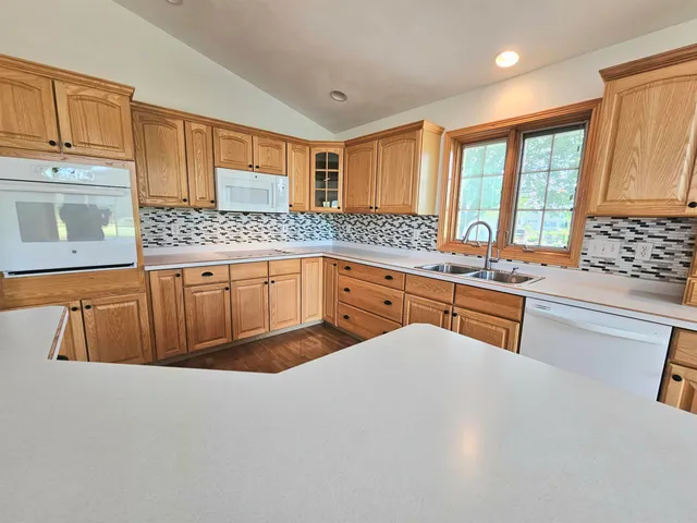 $374,900 | 1500 Foxfire Court, Waupaca, WI 54981