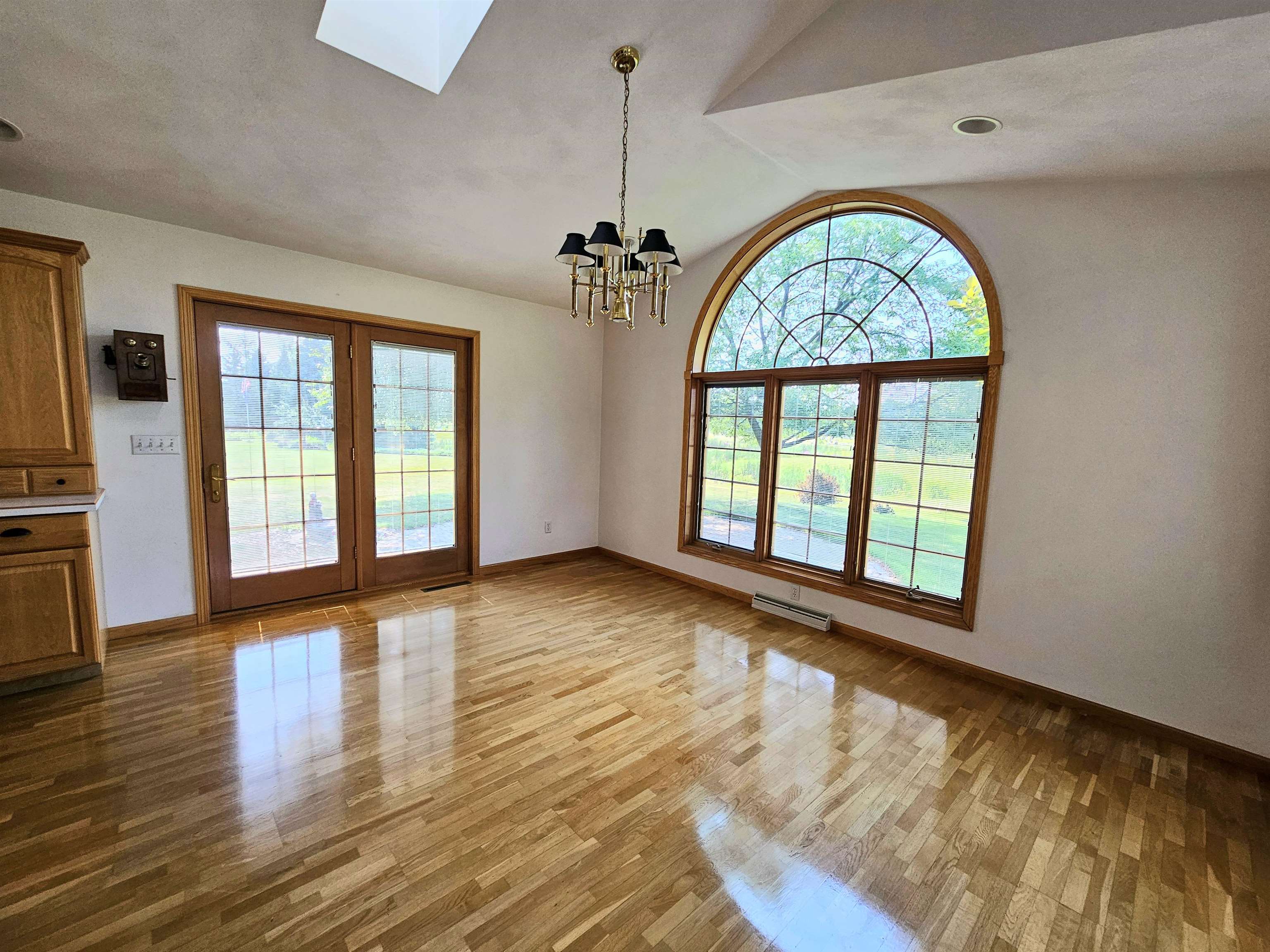 1500 Foxfire Court Waupaca, WI 54981 - Photo 10 of 33