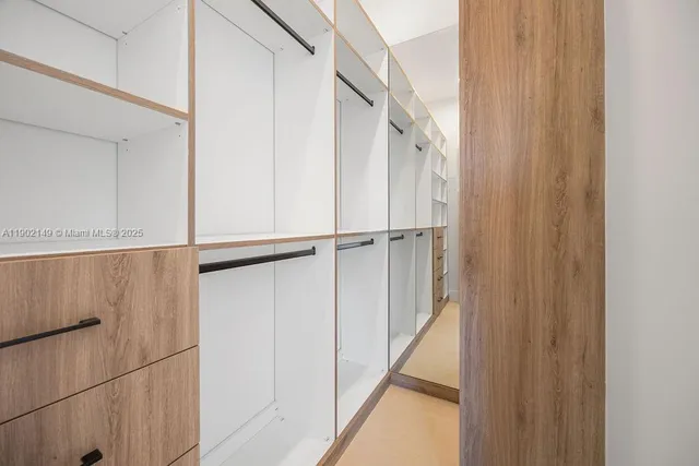 $1,395,000 | 1220 Northeast 13th Avenue, Fort Lauderdale, FL 33304