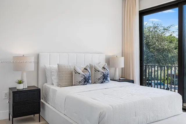 $1,395,000 | 1220 Northeast 13th Avenue, Fort Lauderdale, FL 33304