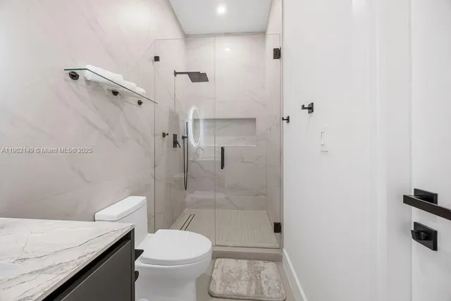 $1,395,000 | 1220 Northeast 13th Avenue, Fort Lauderdale, FL 33304