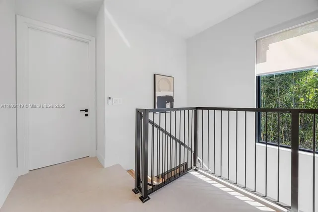 $1,395,000 | 1220 Northeast 13th Avenue, Fort Lauderdale, FL 33304