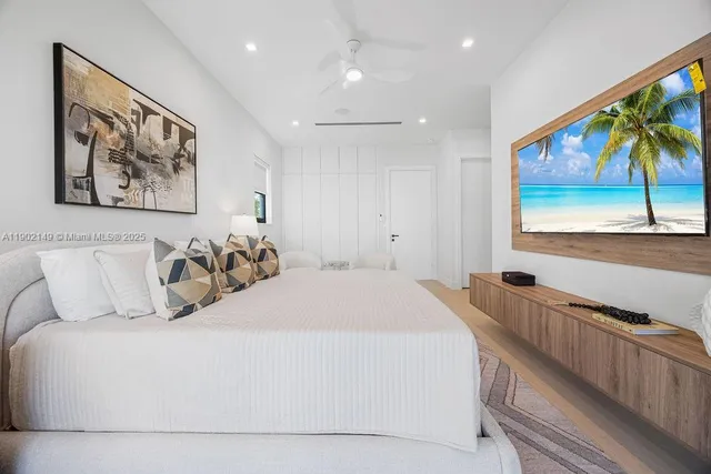 $1,395,000 | 1220 Northeast 13th Avenue, Fort Lauderdale, FL 33304