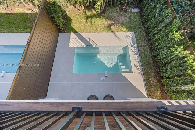 $1,395,000 | 1220 Northeast 13th Avenue, Fort Lauderdale, FL 33304