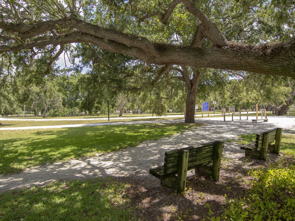 275 Date Palm Road, Unit 304 Vero Beach, FL 32963 - Photo 25 of 36 a view of yard with green space
