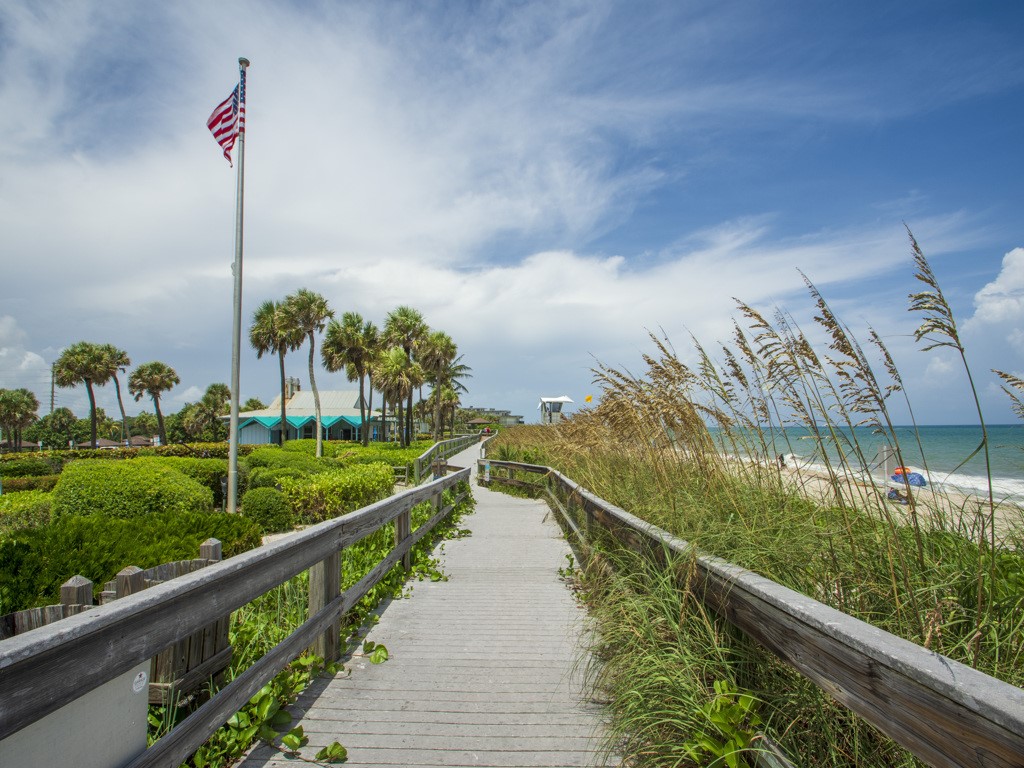 275 Date Palm Road, Unit 304 Vero Beach, FL 32963 - Photo 30 of 36 a view of a balcony and lake view