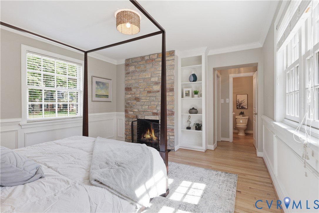 103 Berkshire Road Richmond, VA 23221 - Photo 19 of 48 1st Floor Bedroom with EnSuite or Study, Fireplace