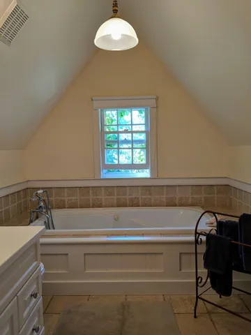 $35,000 | Undisclosed Address, Southampton, NY 11968