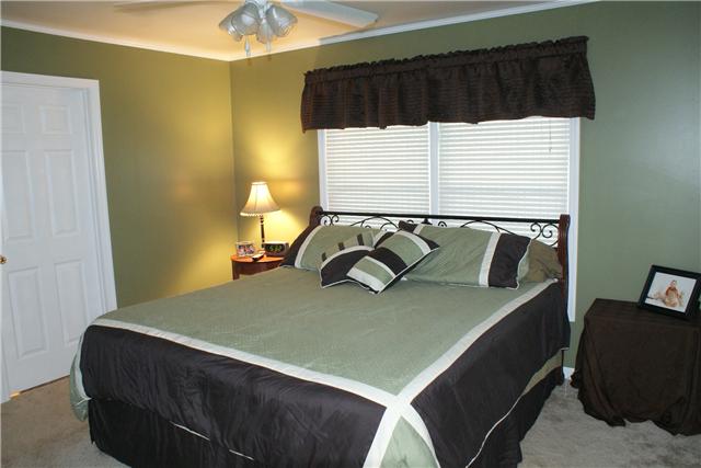 688 Sugar Tree Knob Road Liberty, TN 37095 - Photo 14 of 18 Master bedroom measures 13x12 with large master bath.