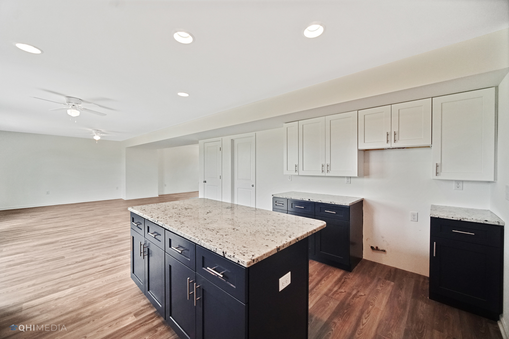 700 Western Street Braidwood, IL 60408 - Photo 4 of 31