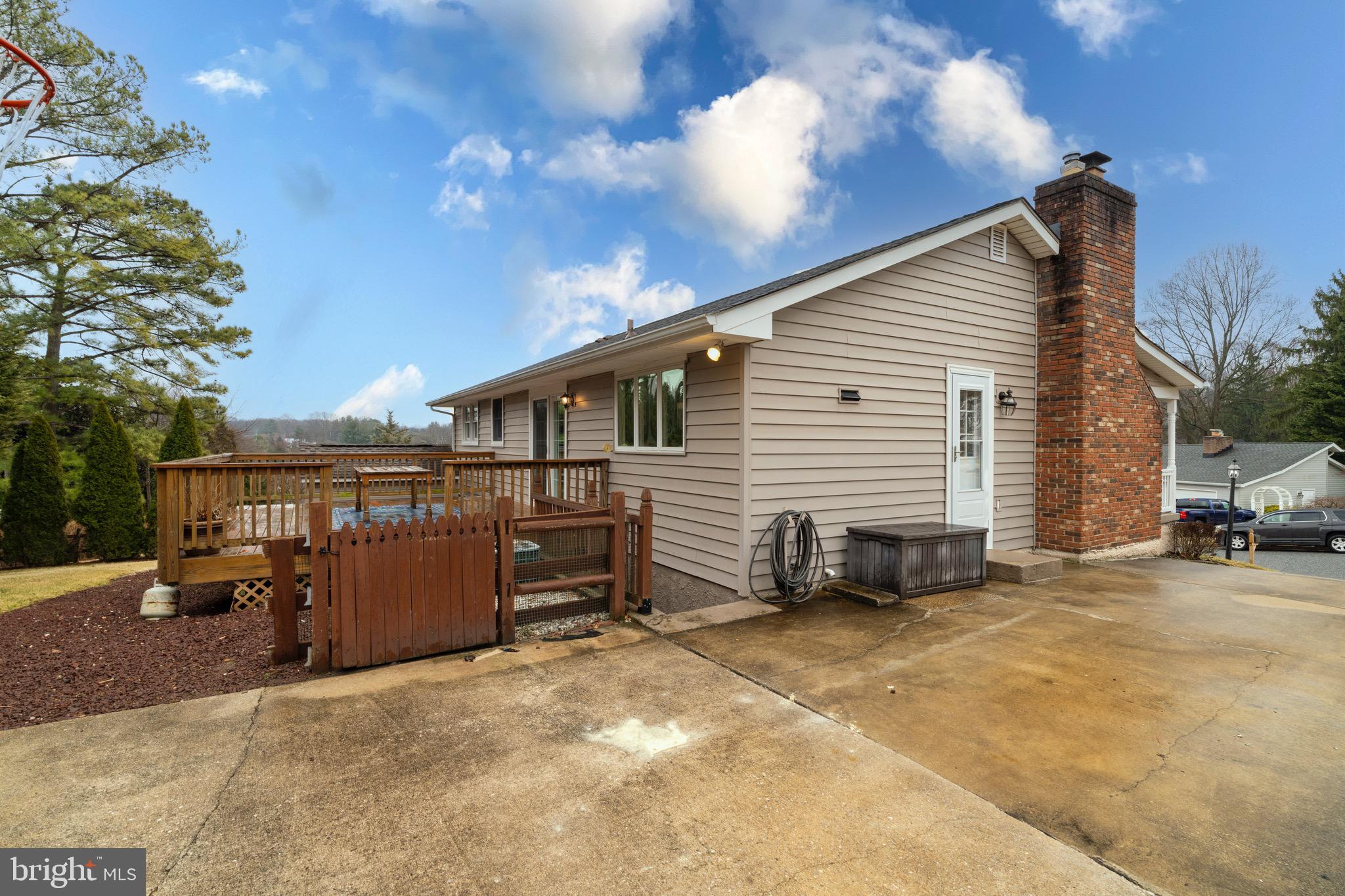 8 Flanders Ridge Court Cockeysville, MD 21030 - Photo 6 of 42 Gallery Image 6