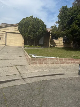 $375,000 | 6109 Gay Way, North Highlands, CA 95660