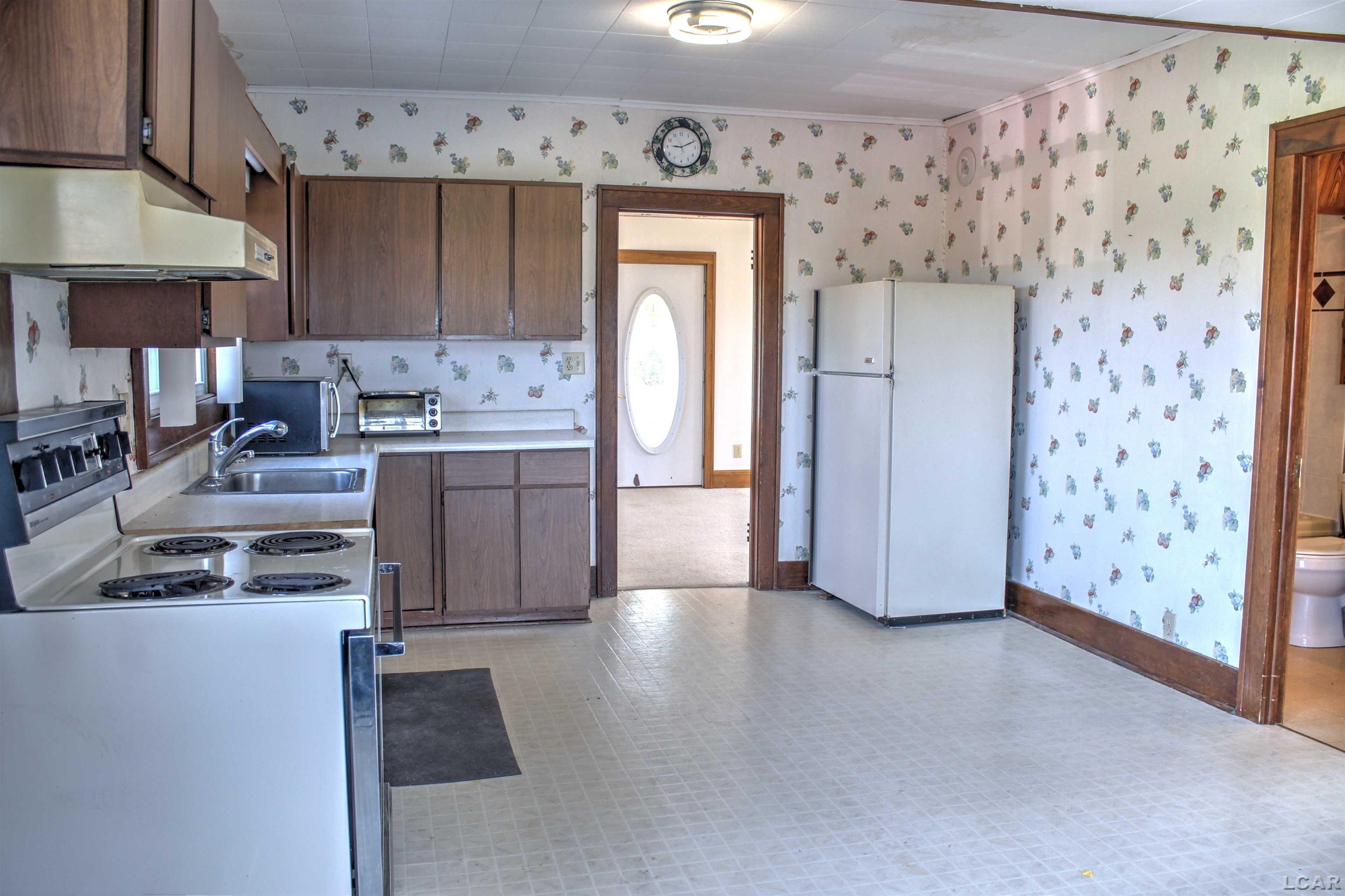 2013 Dinius Road Tecumseh, MI 49286 - Photo 7 of 33 Gallery Image 7