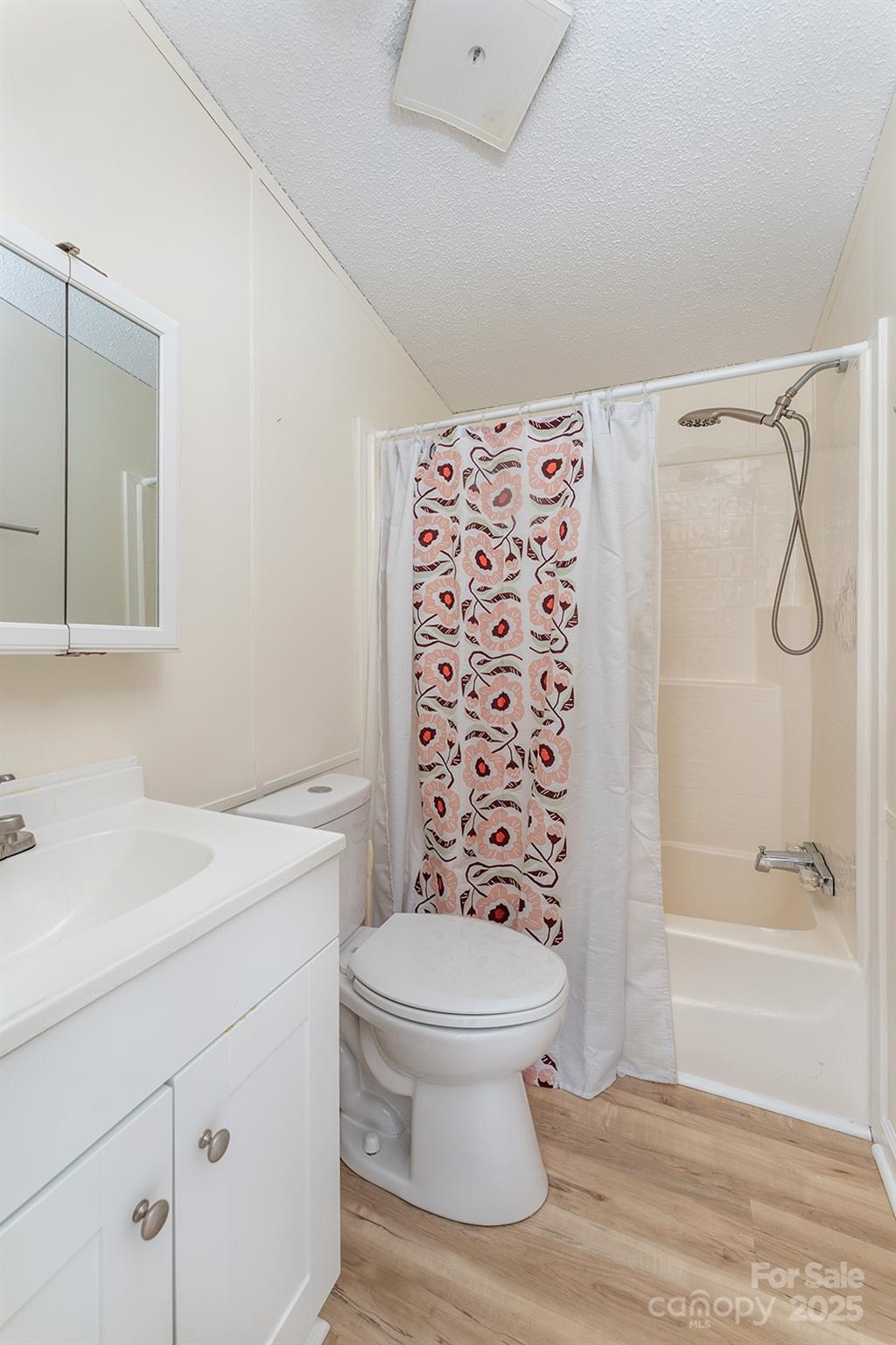 843 Deep Gap Loop Road Flat Rock, NC 28731 - Photo 22 of 33