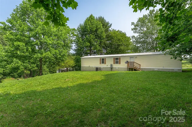 $199,000 | 843 Deep Gap Loop Road, Flat Rock, NC 28731