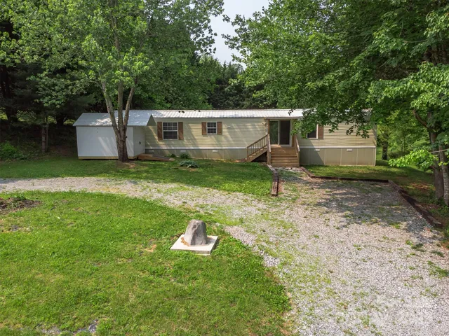 $199,000 | 843 Deep Gap Loop Road, Flat Rock, NC 28731