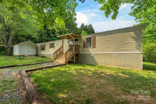 $199,000 | 843 Deep Gap Loop Road, Flat Rock, NC 28731