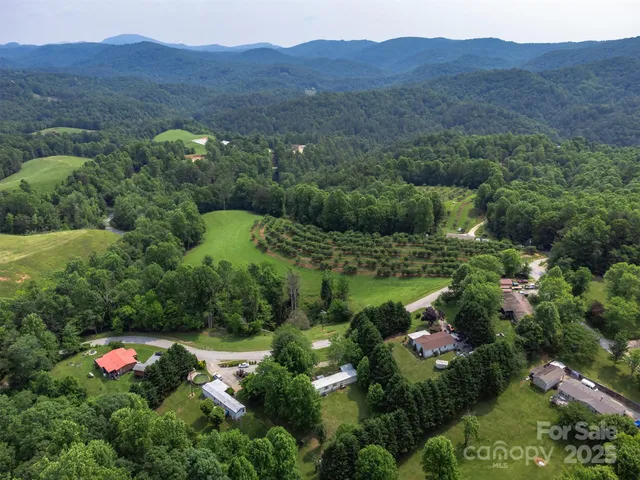 $199,000 | 843 Deep Gap Loop Road, Flat Rock, NC 28731