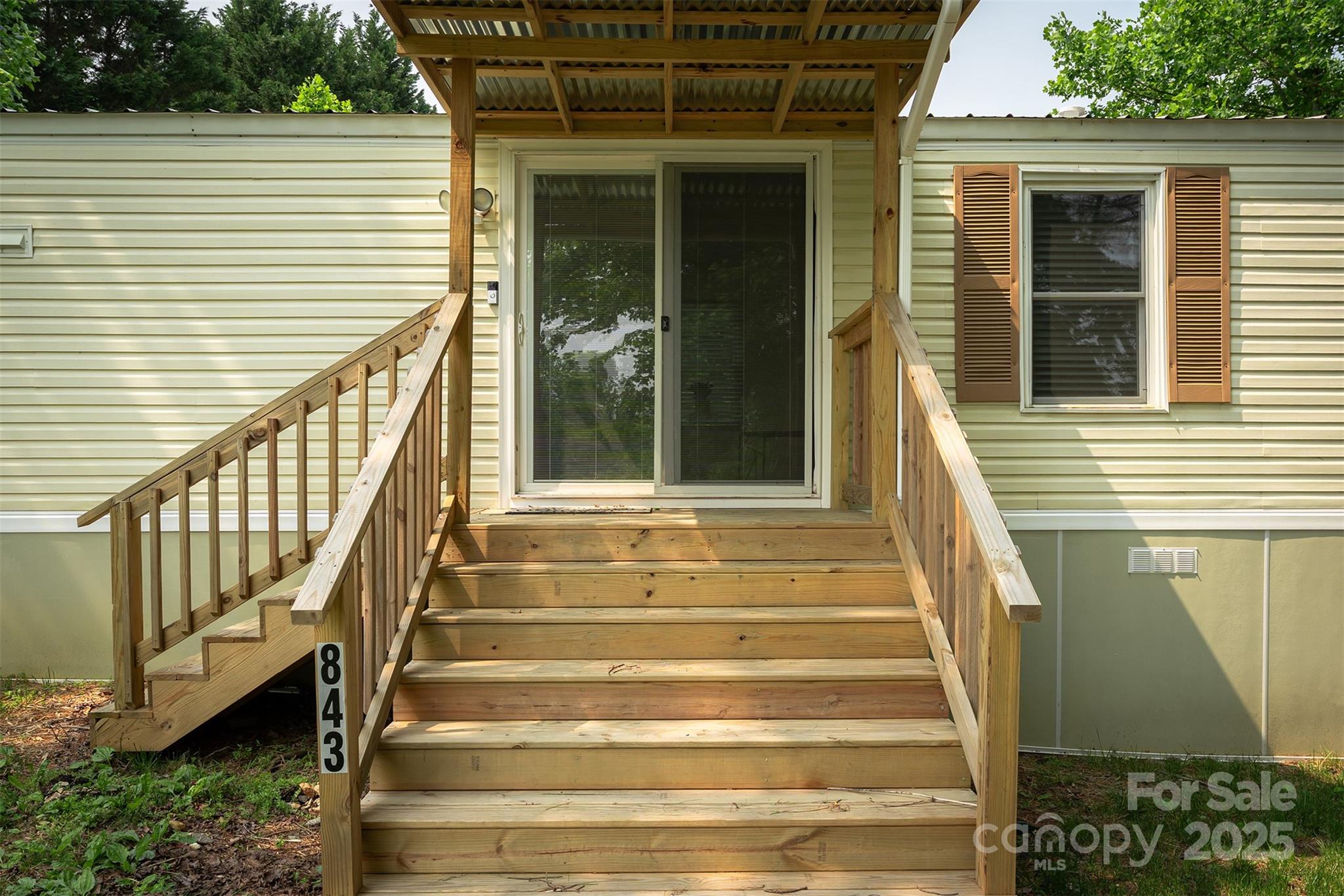 843 Deep Gap Loop Road Flat Rock, NC 28731 - Photo 4 of 33