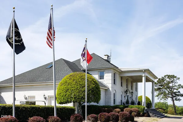 $320,000 | 384 Crawford Parkway, Clayton, NC 27520