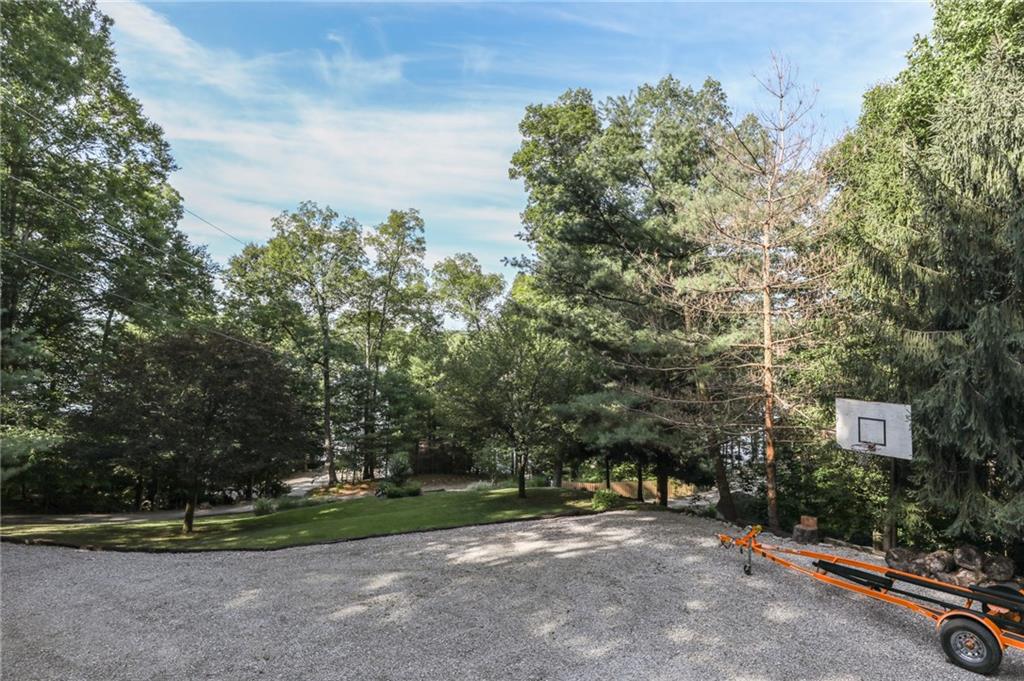 9405 Derrett Road Unionville, IN 47468 - Photo 4 of 32 Gallery Image 4