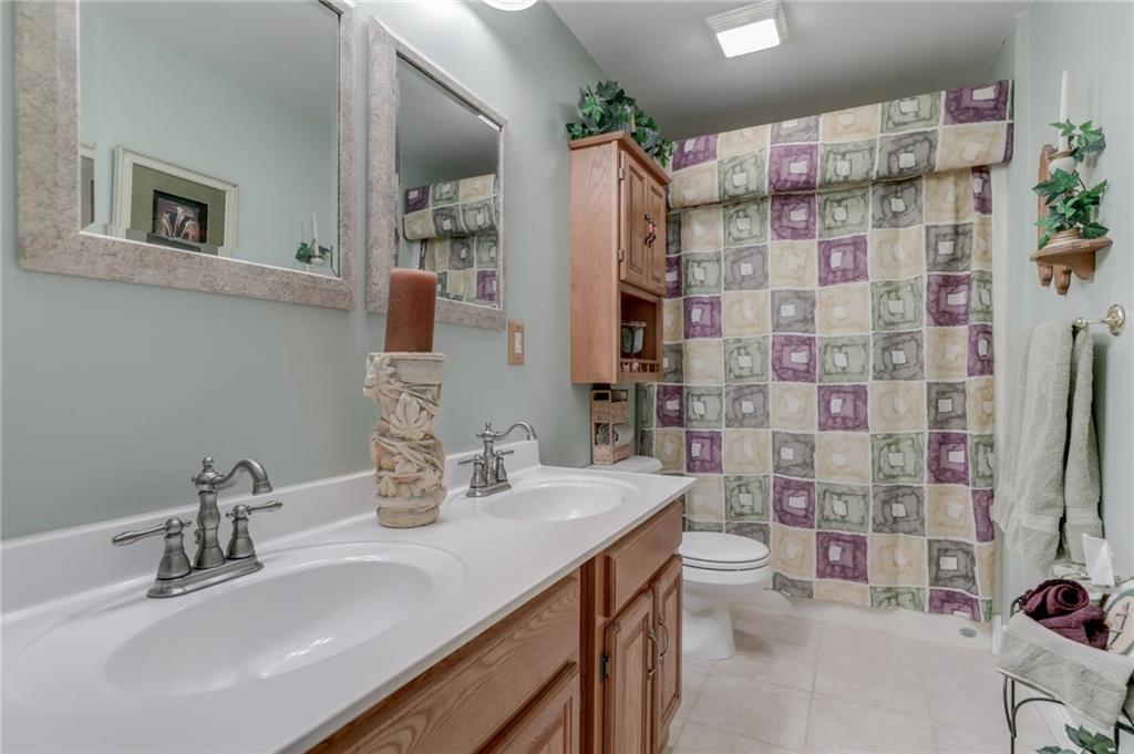 9405 Derrett Road Unionville, IN 47468 - Photo 5 of 32 Gallery Image 5