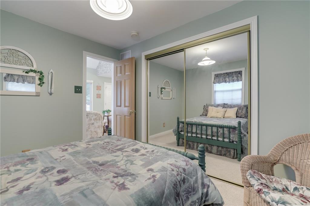 9405 Derrett Road Unionville, IN 47468 - Photo 8 of 32 Gallery Image 8