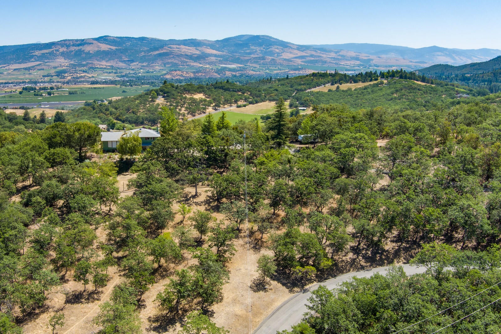5196 Pioneer Road Medford, OR 97501 - Photo 35 of 94 Aerial