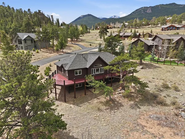 $1,200,000 | 2001 Cherokee Drive, Estes Park, CO 80517