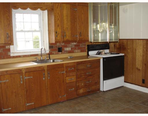 205 Terrace Avenue Pawtucket, RI 02860 - Photo 2 of 5 Kitchen.