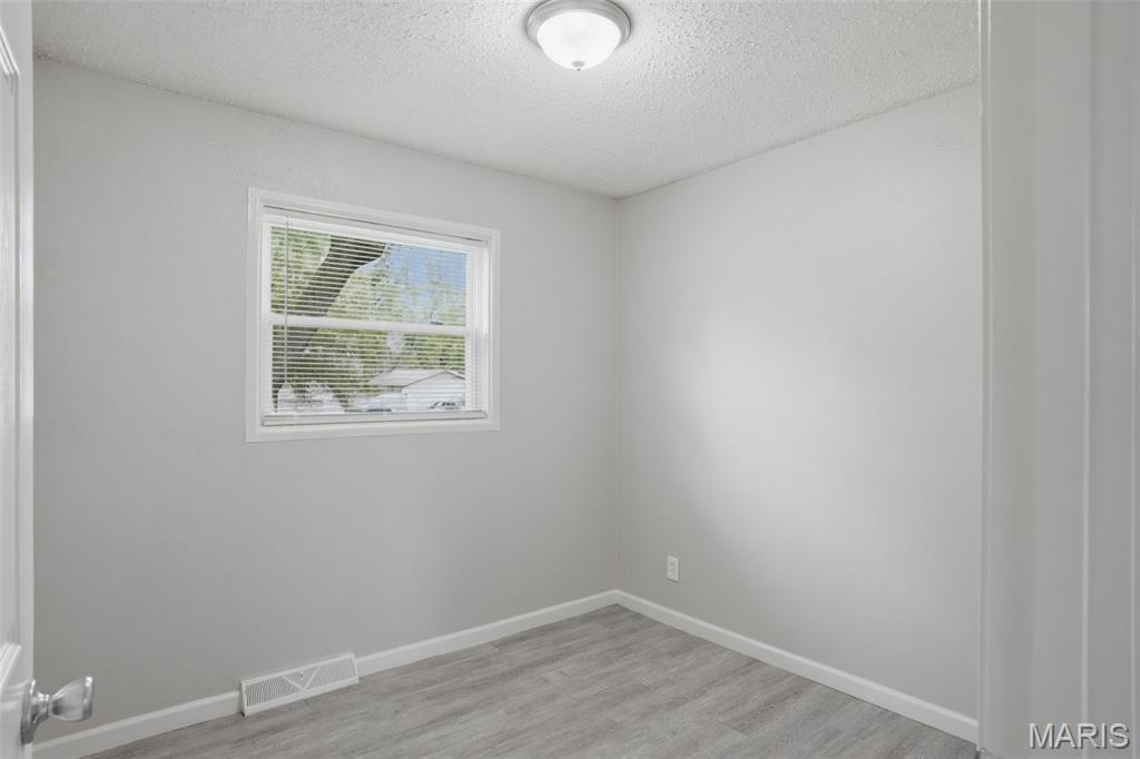 1112 Rhea Avenue St. Louis, MO 63138 - Photo 9 of 26 Gallery Image 9
