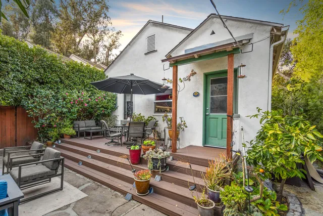 $1,250,000 | 917 West Victoria Street, Santa Barbara, CA 93101
